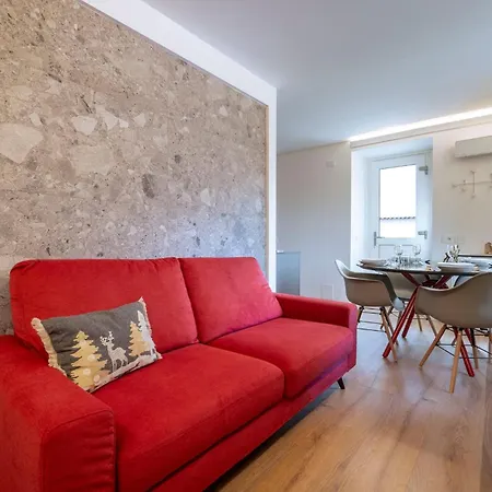 Guesthost - Dolomite Elegance - Chic Flat In San Vito Di Cadore Appartement