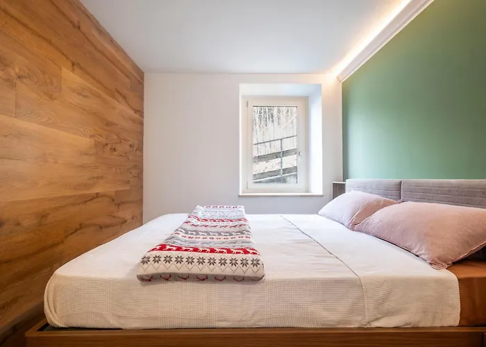 Guesthost - Dolomite Elegance - Chic Flat In San Vito Di Cadore * Termine di Cadore